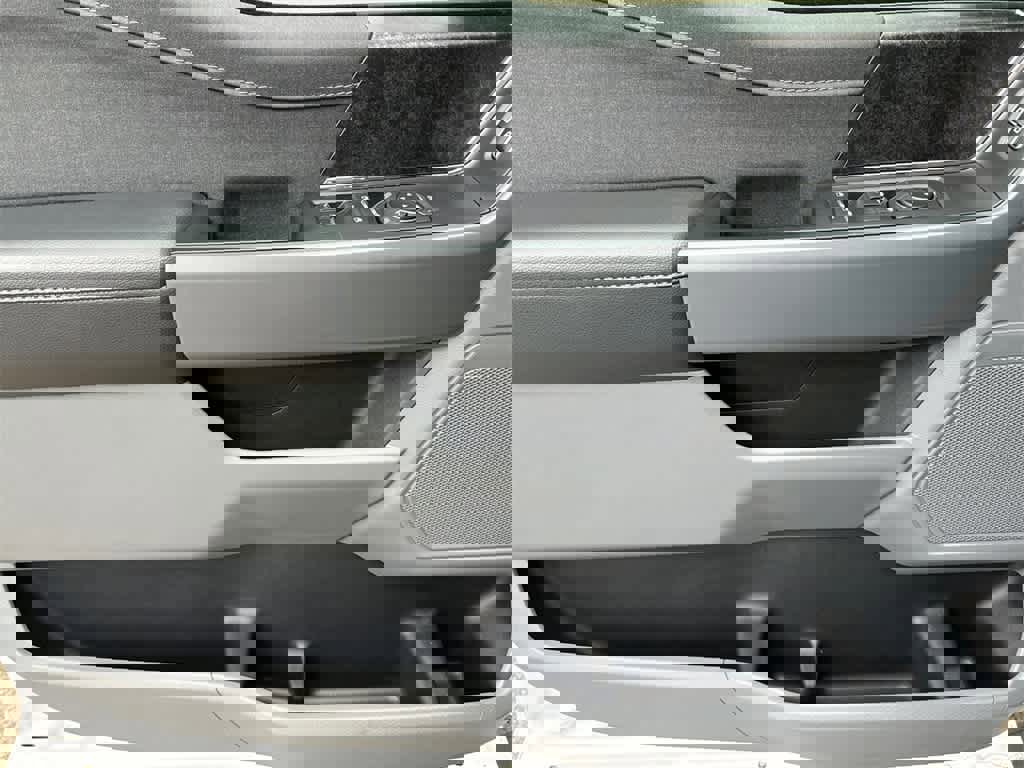 New 2023 Ford F150 Lightning XLT w/ Tow Technology Package image 12