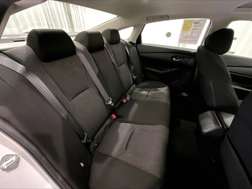 Used 2024 Honda Accord EX image 16