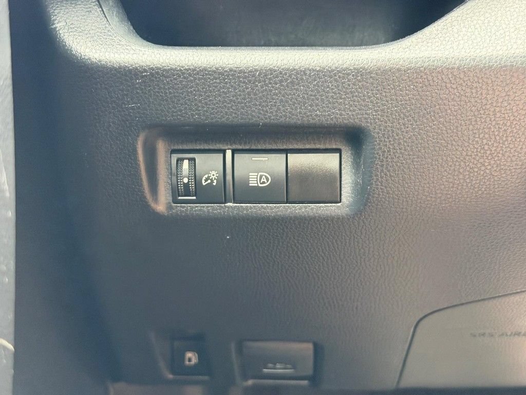 Certified 2024 Toyota RAV4 LE AWD/4WD image 18