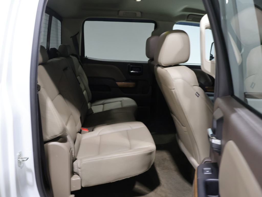 Used 2018 Chevrolet Silverado 1500 LTZ w/ LTZ Plus Package AWD/4WD image 20