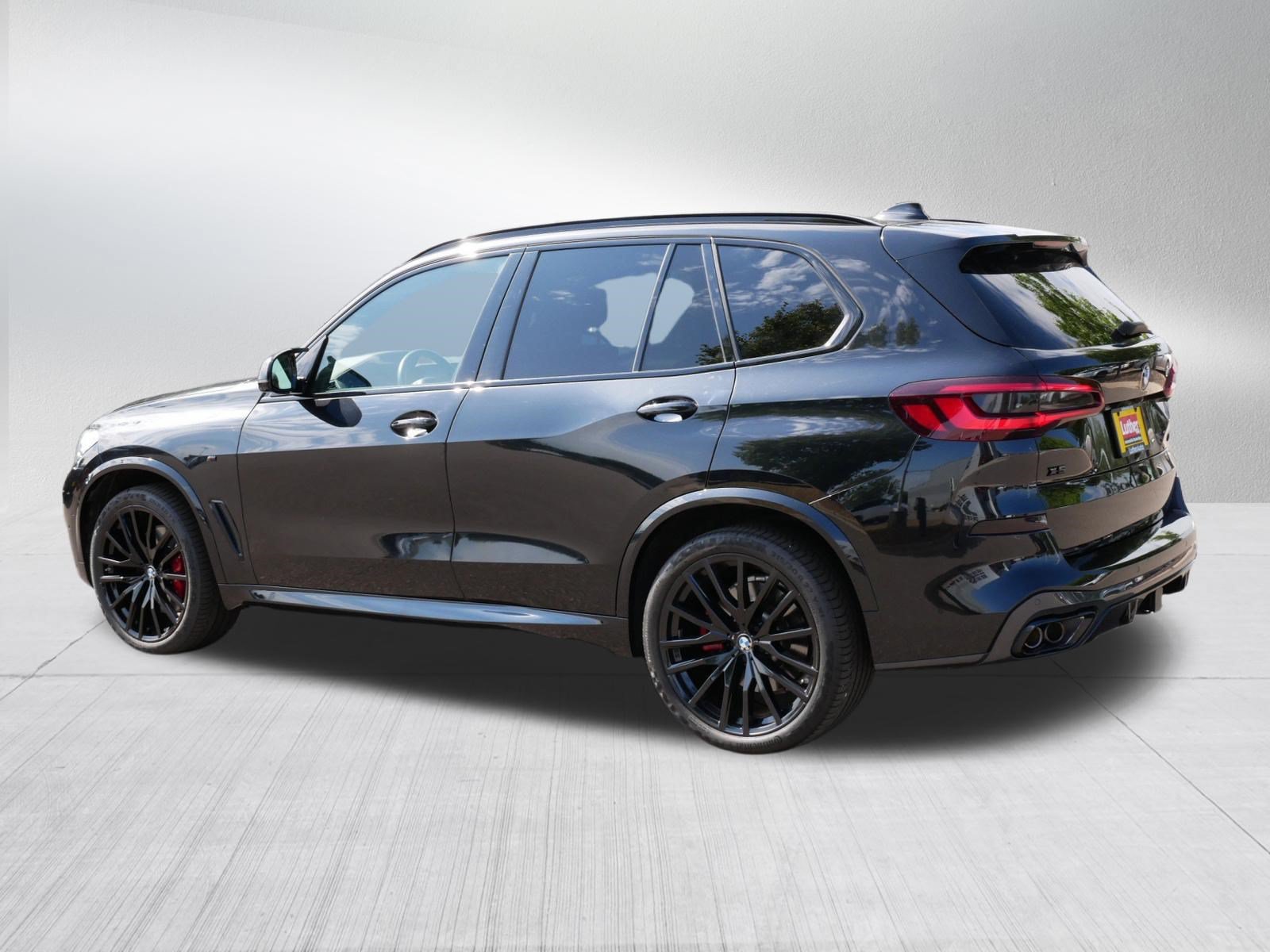 Used 2022 BMW X5 M50i w/ Executive Package AWD/4WD image 4