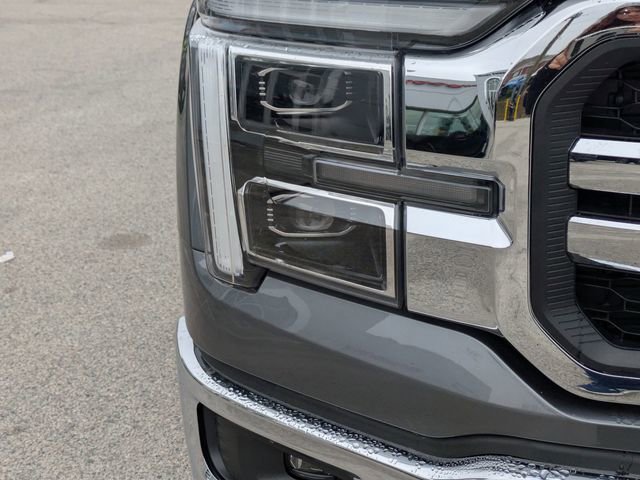 Used 2025 Ford F150 Lariat w/ Equipment Group 501A Mid image 10