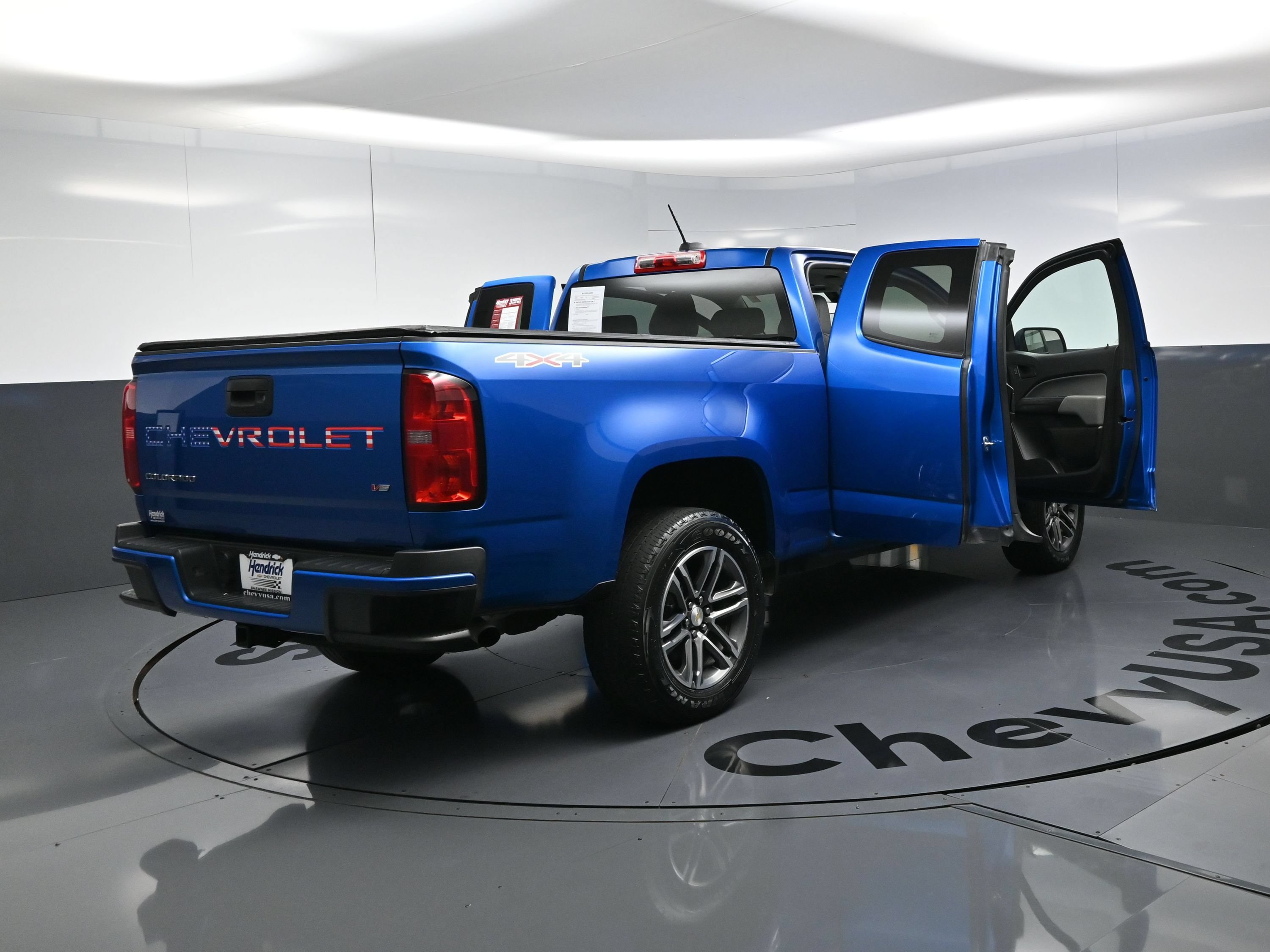 Used 2021 Chevrolet Colorado W/T w/ Custom Special Edition AWD/4WD image 27