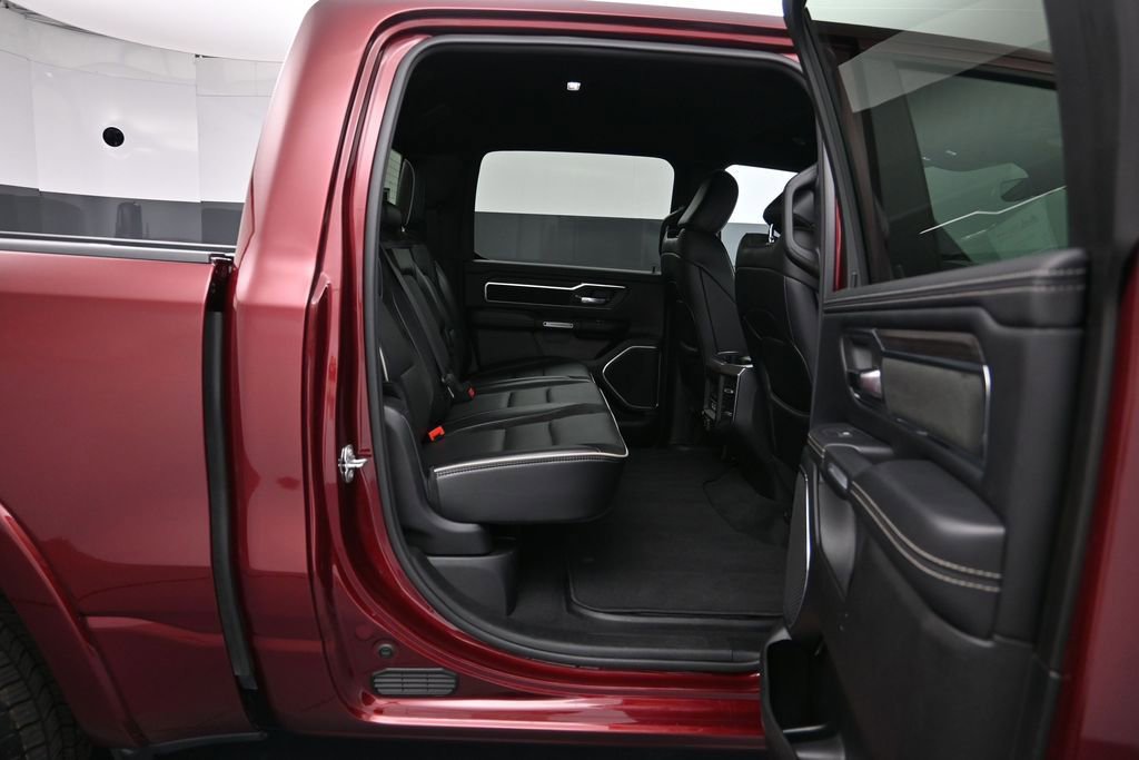 Used 2025 RAM 1500 Laramie AWD/4WD image 25