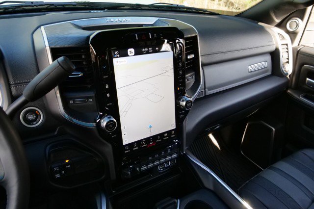 Used 2024 RAM 3500 Laramie w/ Night Edition image 18