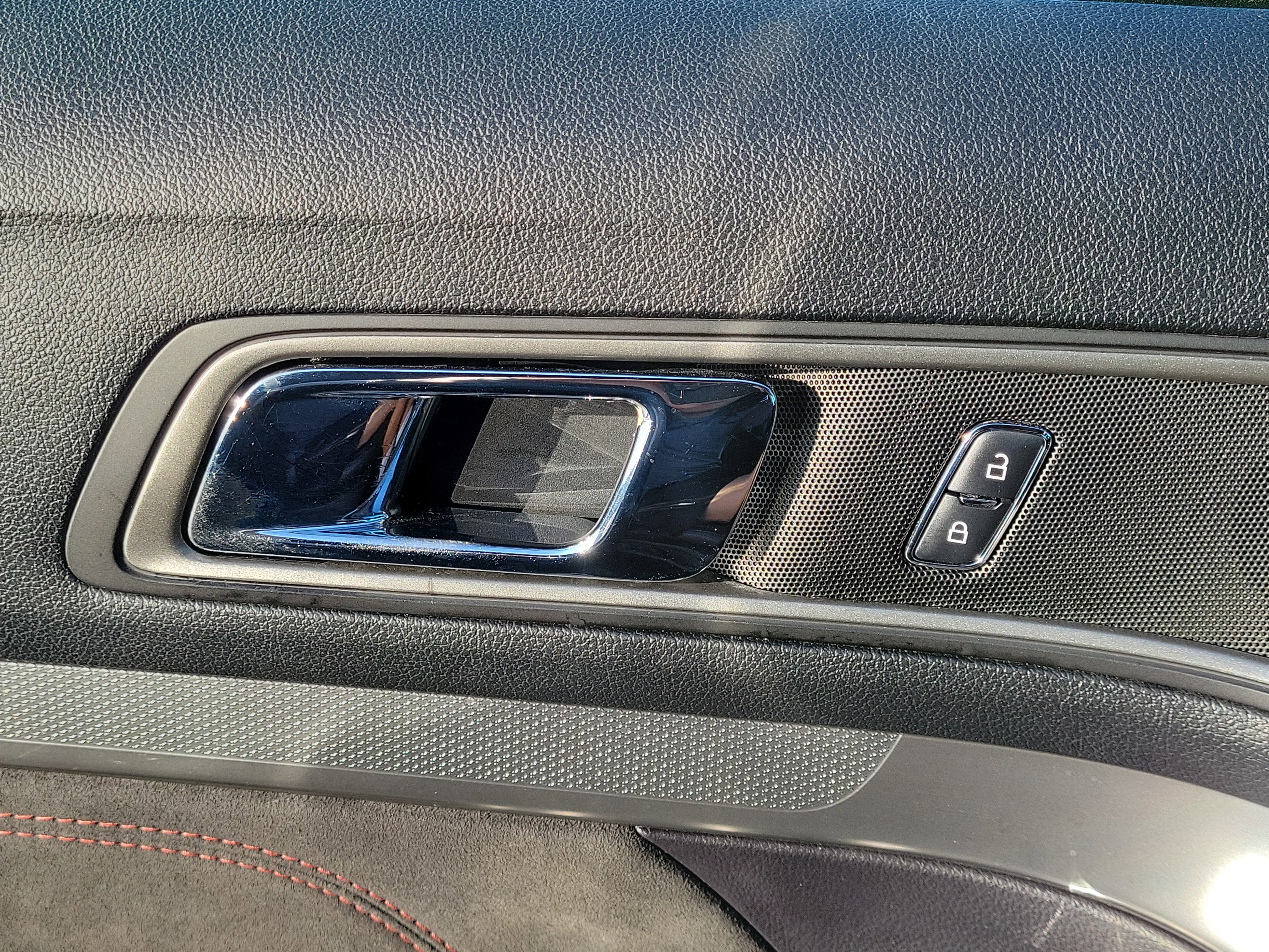 Used 2019 Ford Explorer XLT w/ Equipment Group 202A image 26