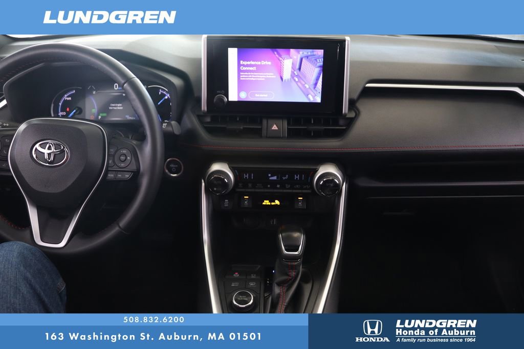 Used 2024 Toyota RAV4 SE w/ Weather & Moonroof Package image 19