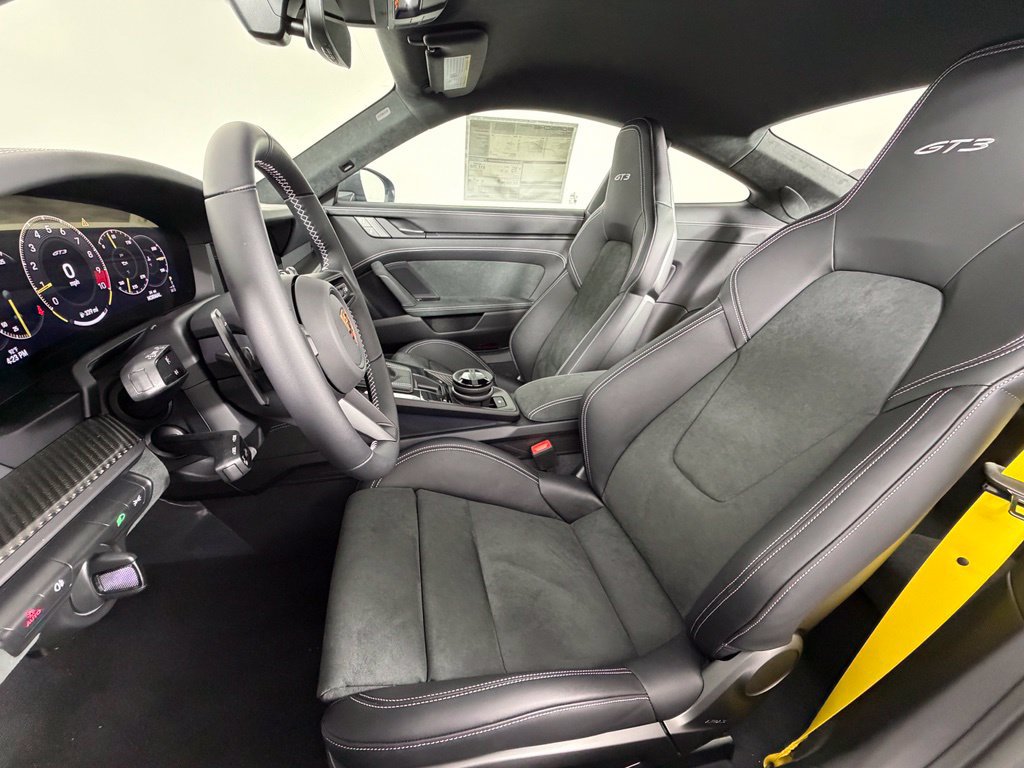 New 2026 Porsche 911 GT3 RWD image 5