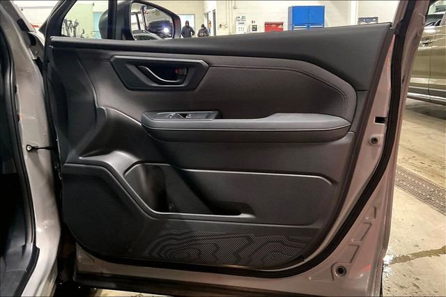 Used 2025 Subaru Forester Premium image 24