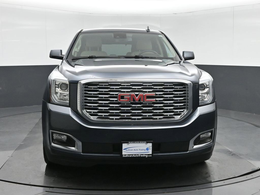 Used 2020 GMC Yukon Denali image 2