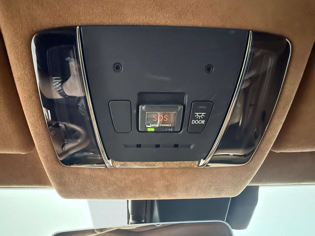 Used 2018 Lexus LC 500 Coupe w/ Touring Package RWD image 27