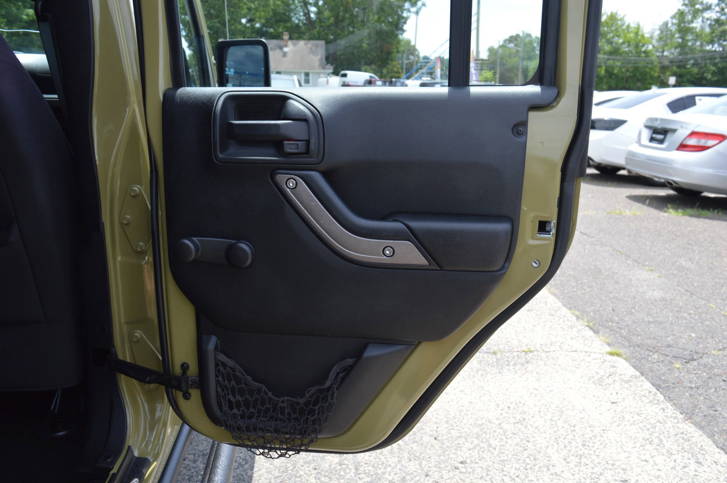 Used 2013 Jeep Wrangler Unlimited Sport w/ Connectivity Group image 28