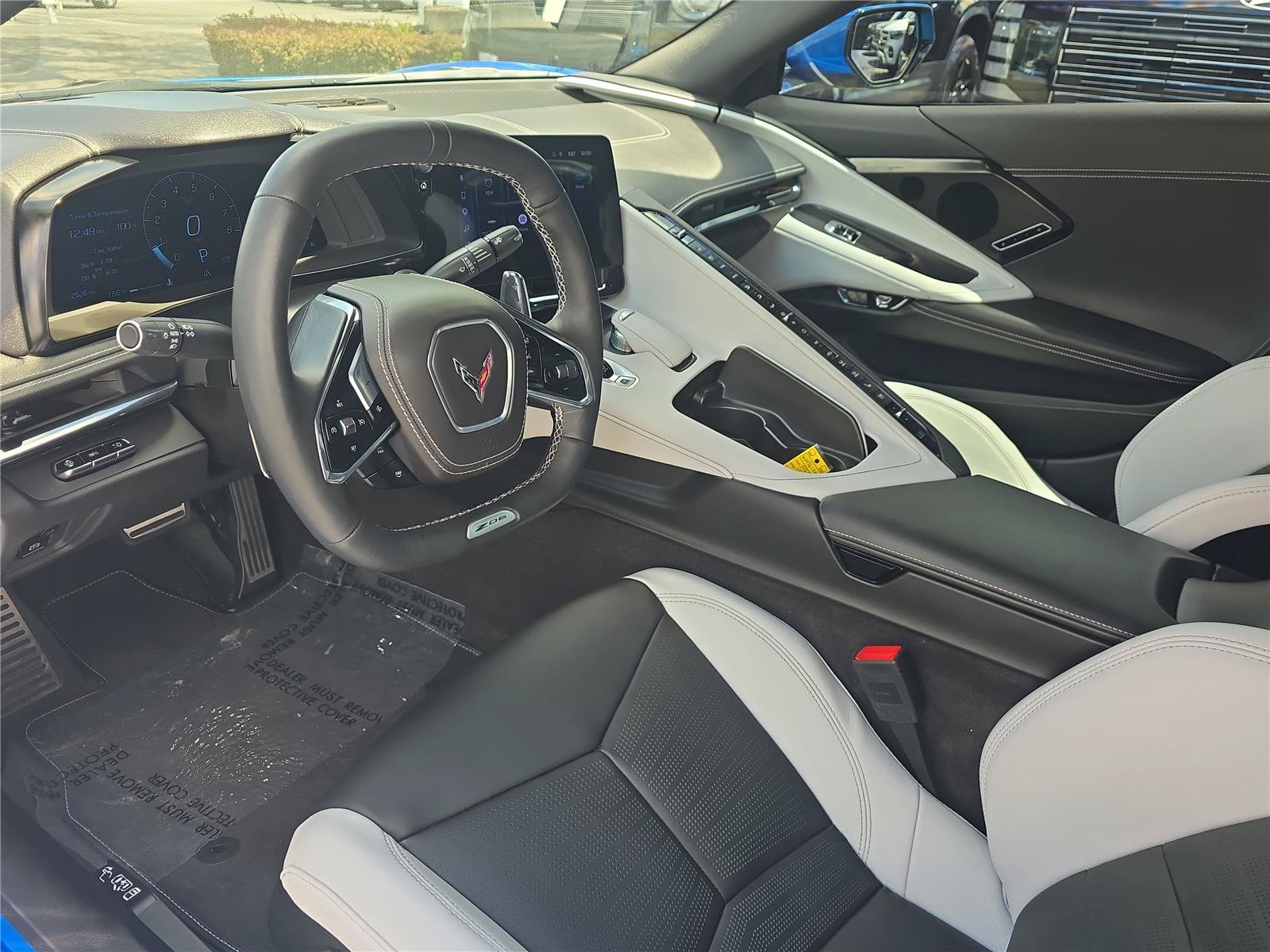 Used 2025 Chevrolet Corvette Z06 RWD image 12