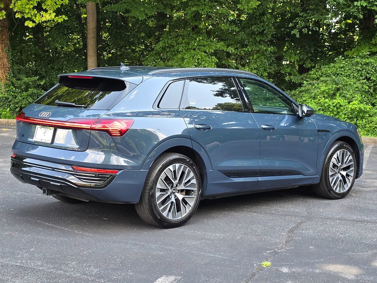 Used 2024 Audi Q8 e-tron Prestige w/ Prestige Package AWD/4WD image 6