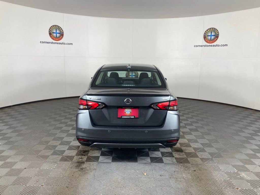 Used 2022 Nissan Versa SR w/ Trunk Package image 20