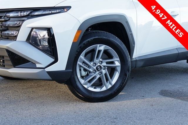 Used 2025 Hyundai Tucson SE image 10