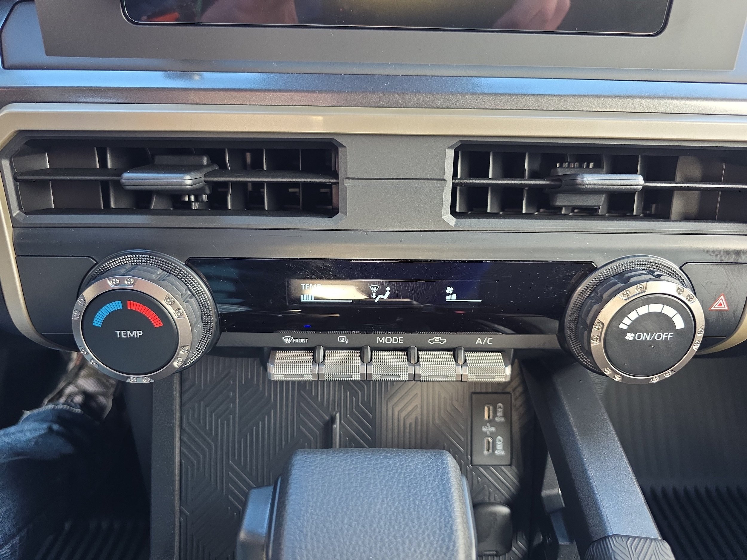 Used 2026 Toyota Tacoma SR5 AWD/4WD image 21