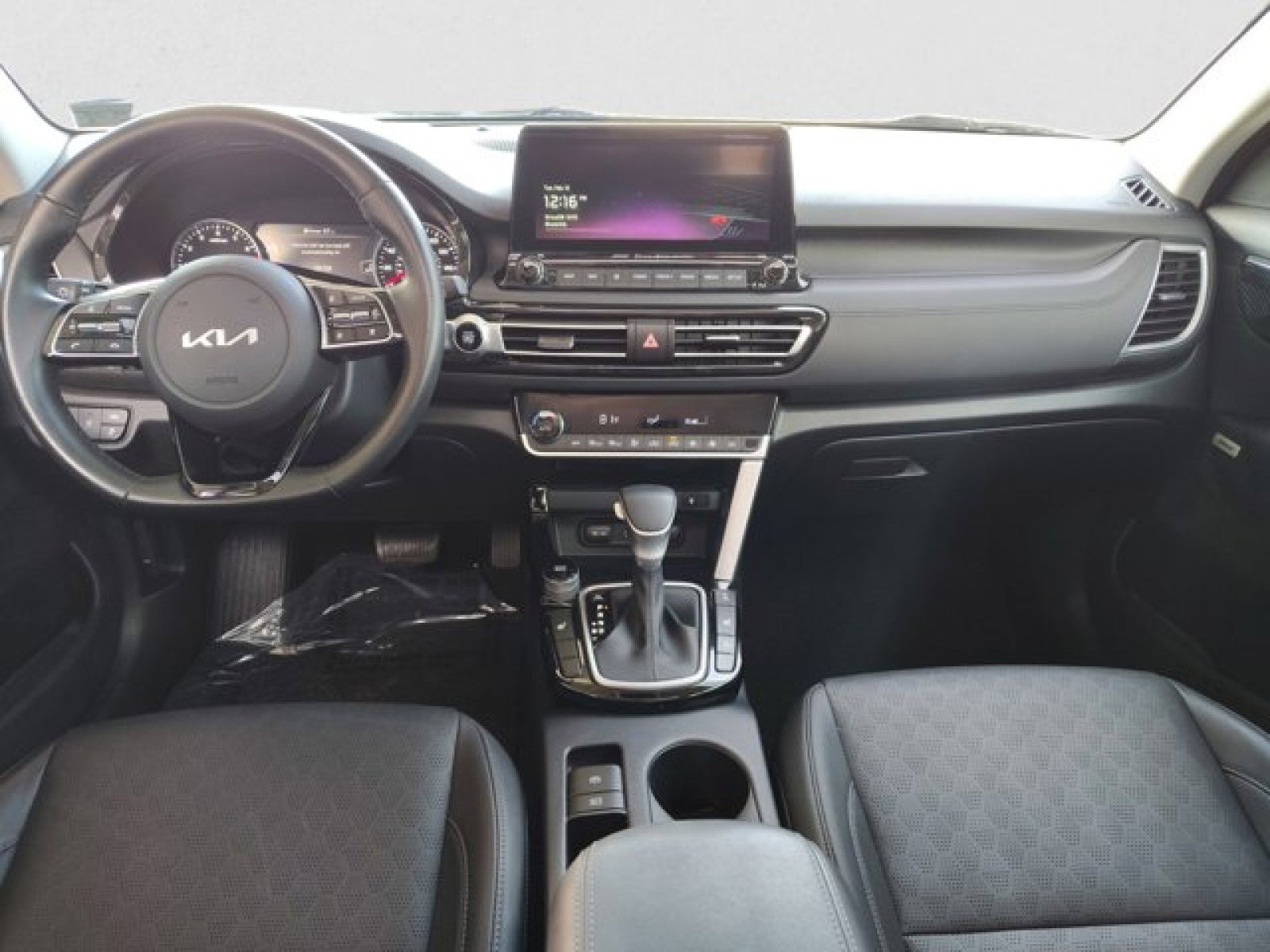 Used 2023 Kia Seltos SX w/ SX Sunroof Package image 14