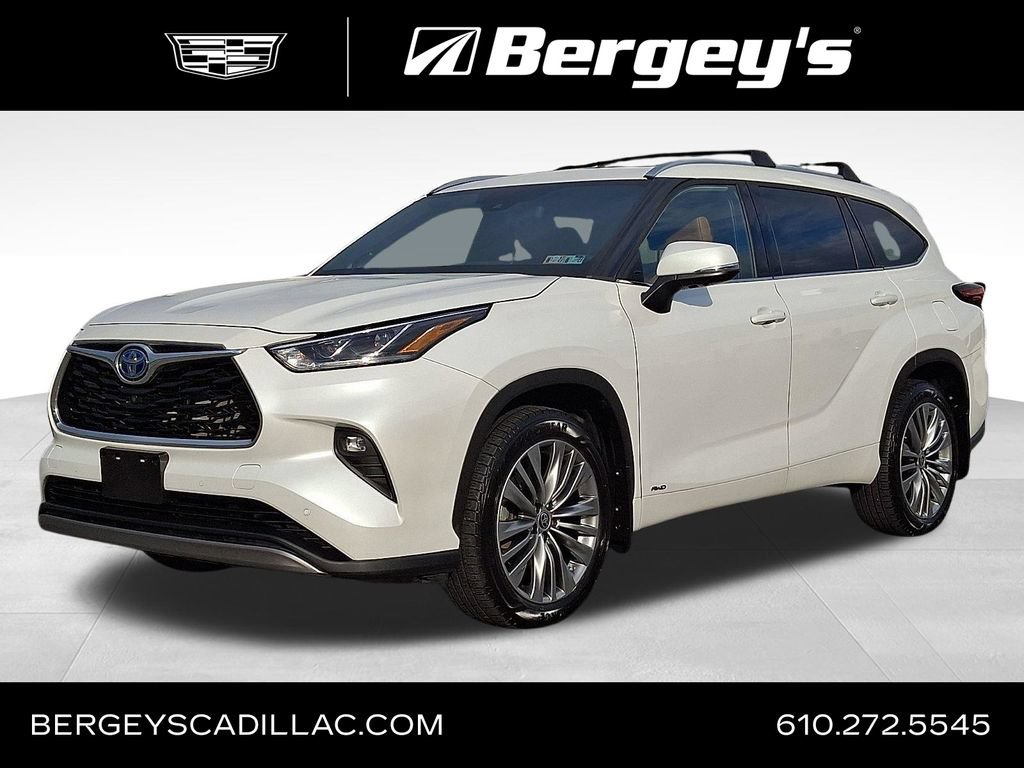 Used 2022 Toyota Highlander Platinum AWD/4WD image 1