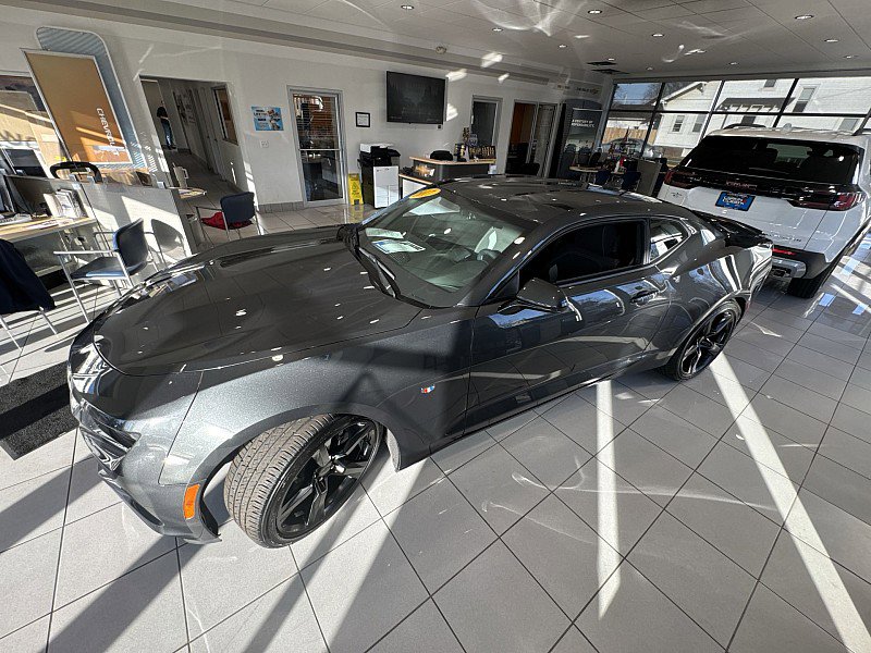 Used 2017 Chevrolet Camaro LT w/ RS Package image 8