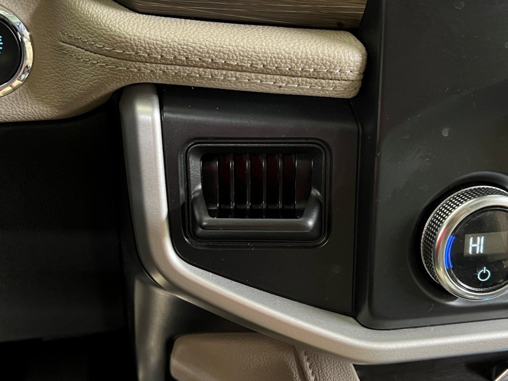 Used 2022 Ford Expedition Max Limited image 40