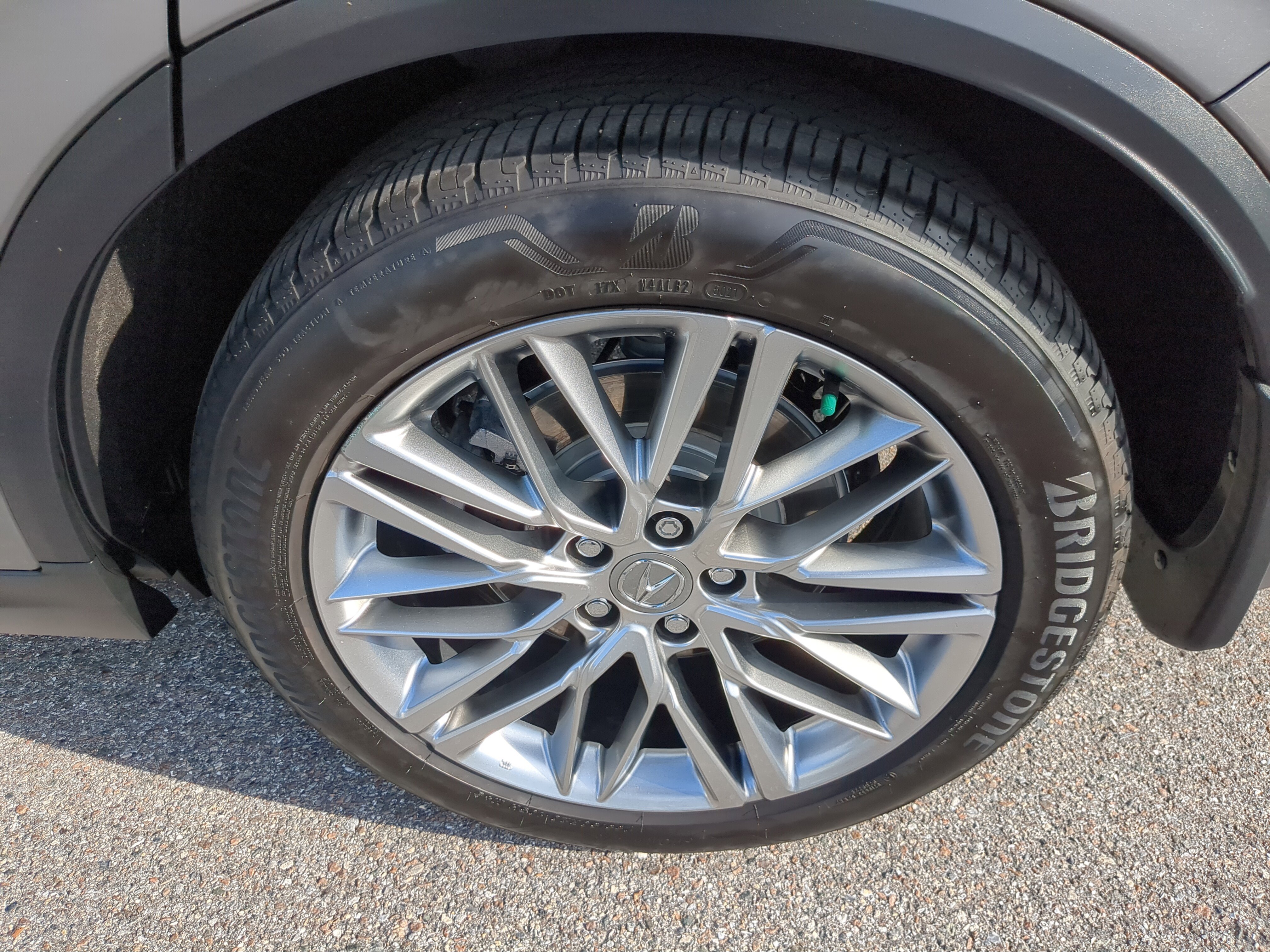 Used 2022 Acura MDX SH-AWD w/ Advance Package image 34