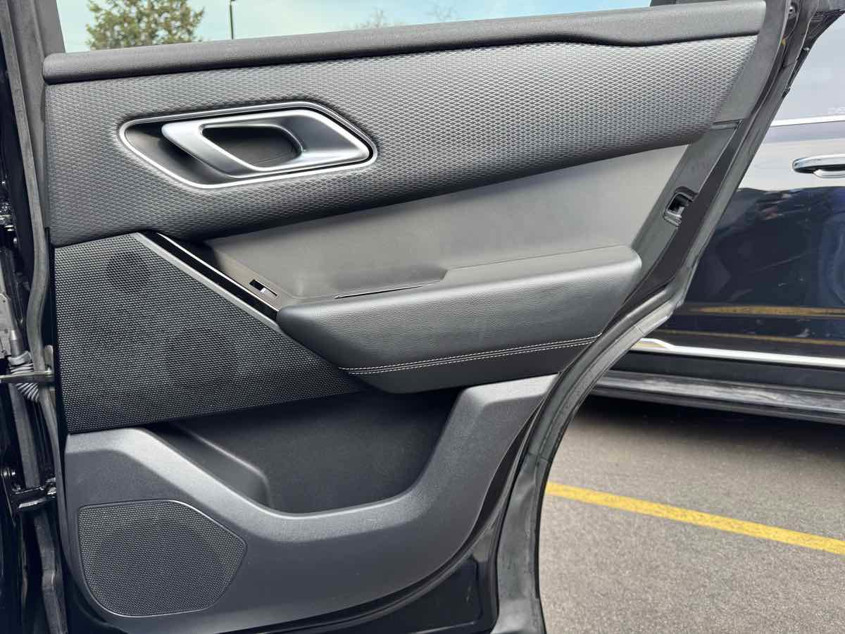 Used 2020 Land Rover Range Rover Velar S image 37