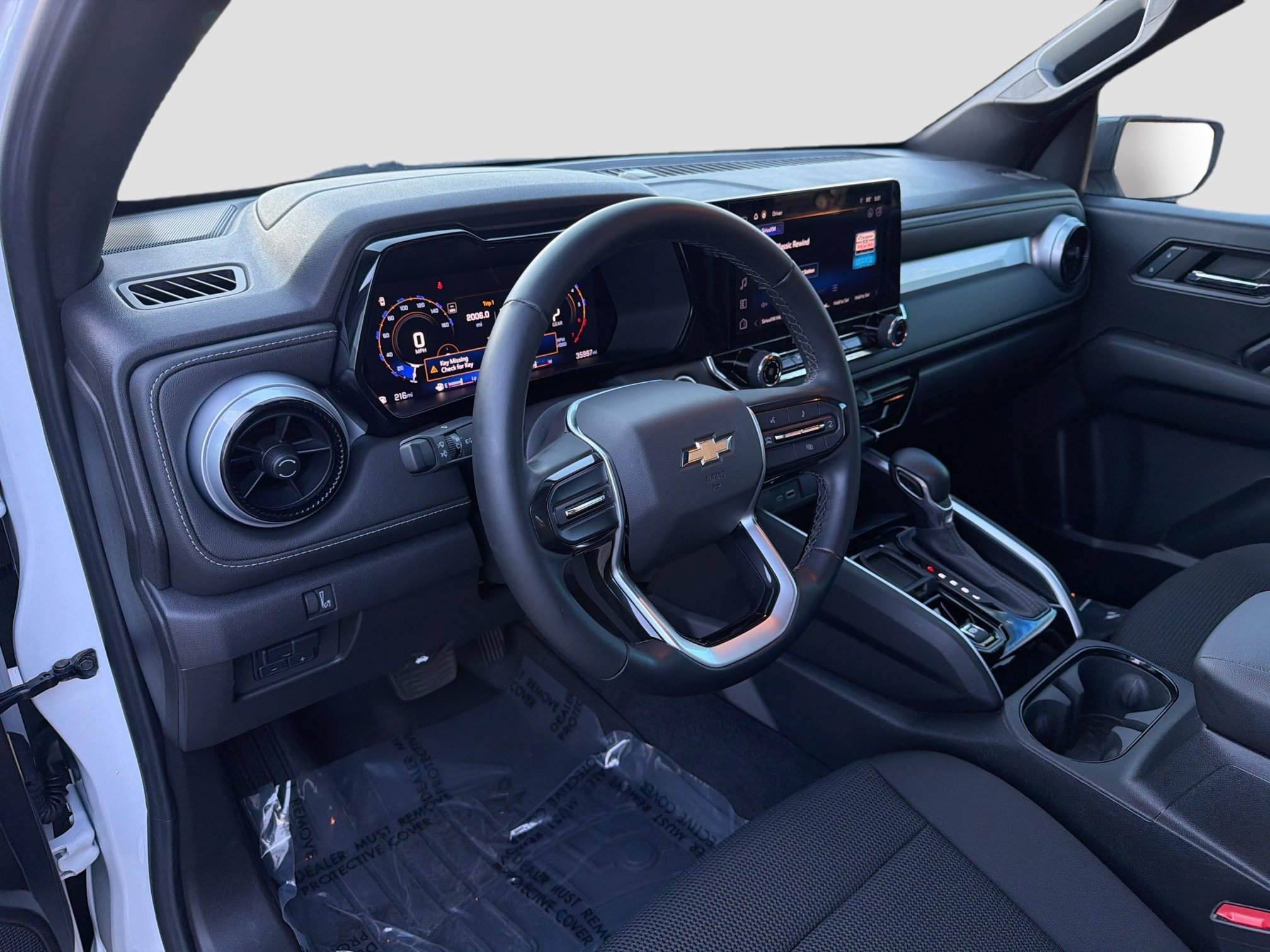 Used 2024 Chevrolet Colorado LT w/ Advanced Trailering Package image 24