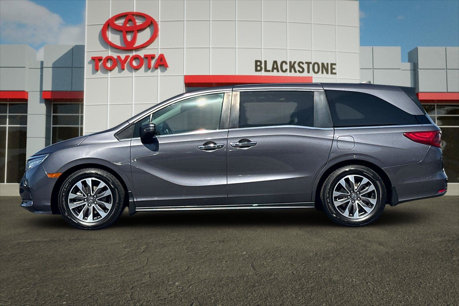 Used 2022 Honda Odyssey EX-L image 6
