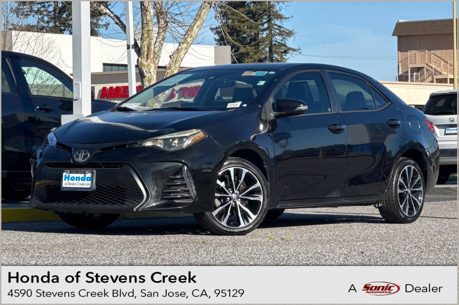 Used 2017 Toyota Corolla SE w/ SE Premium Package image 1