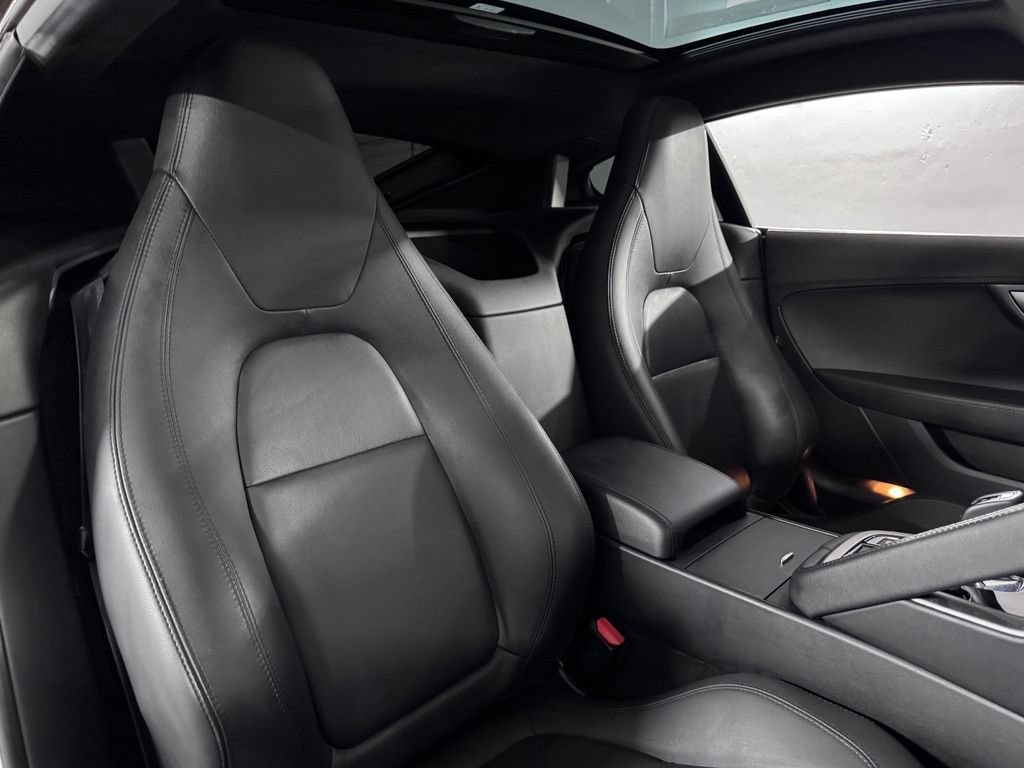 Used 2017 Jaguar F-TYPE Coupe RWD image 44