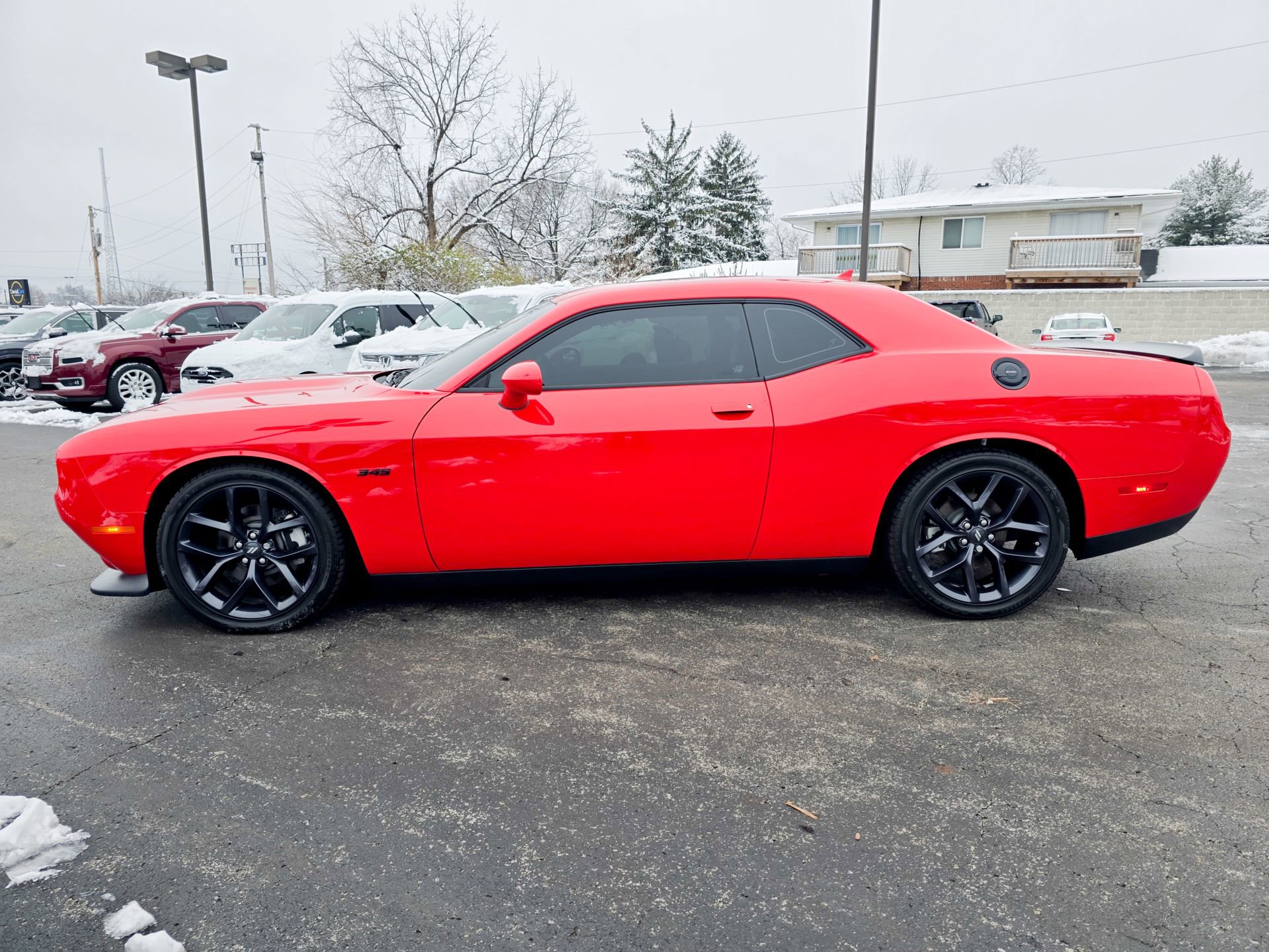 Used 2023 Dodge Challenger R/T w/ Plus Package image 31