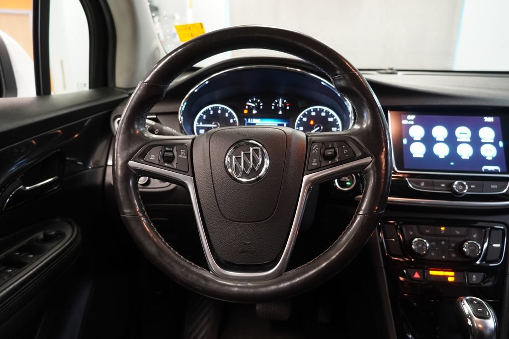 Used 2019 Buick Encore Essence AWD/4WD image 18