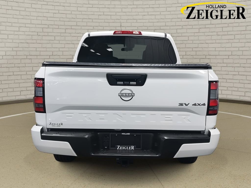 Certified 2024 Nissan Frontier SV w/ Tow Package image 6