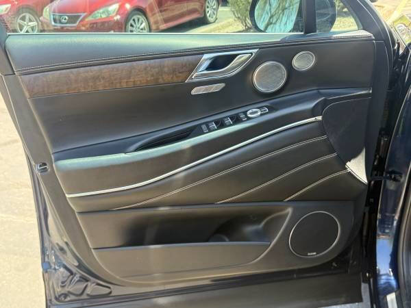 Used 2023 Genesis GV80 2.5T w/ Prestige Package AWD/4WD image 11