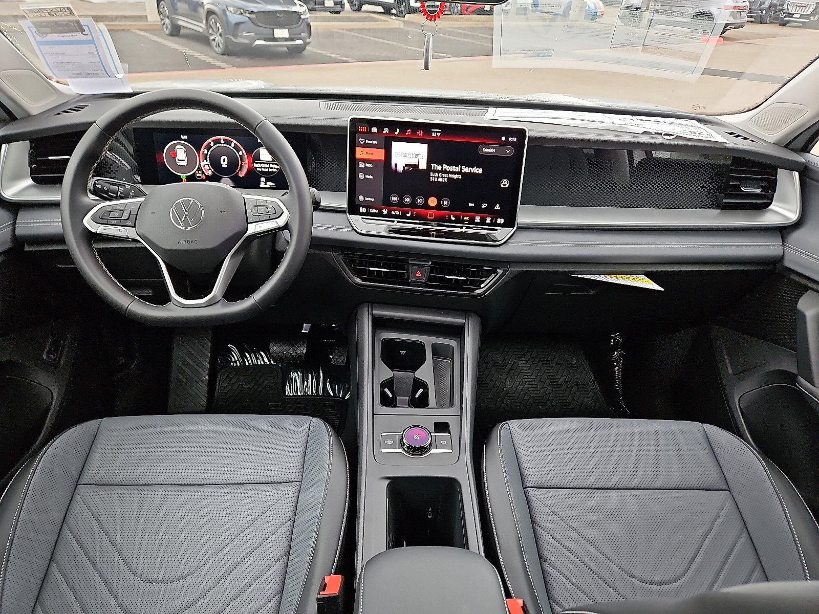 New 2026 Volkswagen Tiguan SE image 9