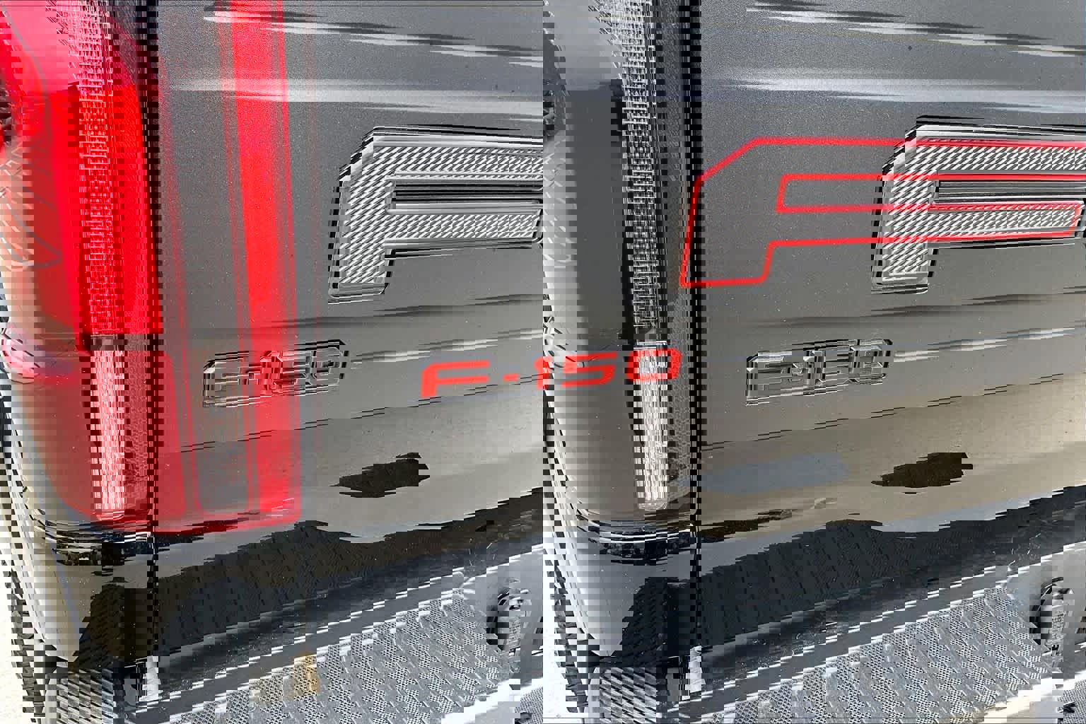 Used 2025 Ford F150 Raptor AWD/4WD image 30