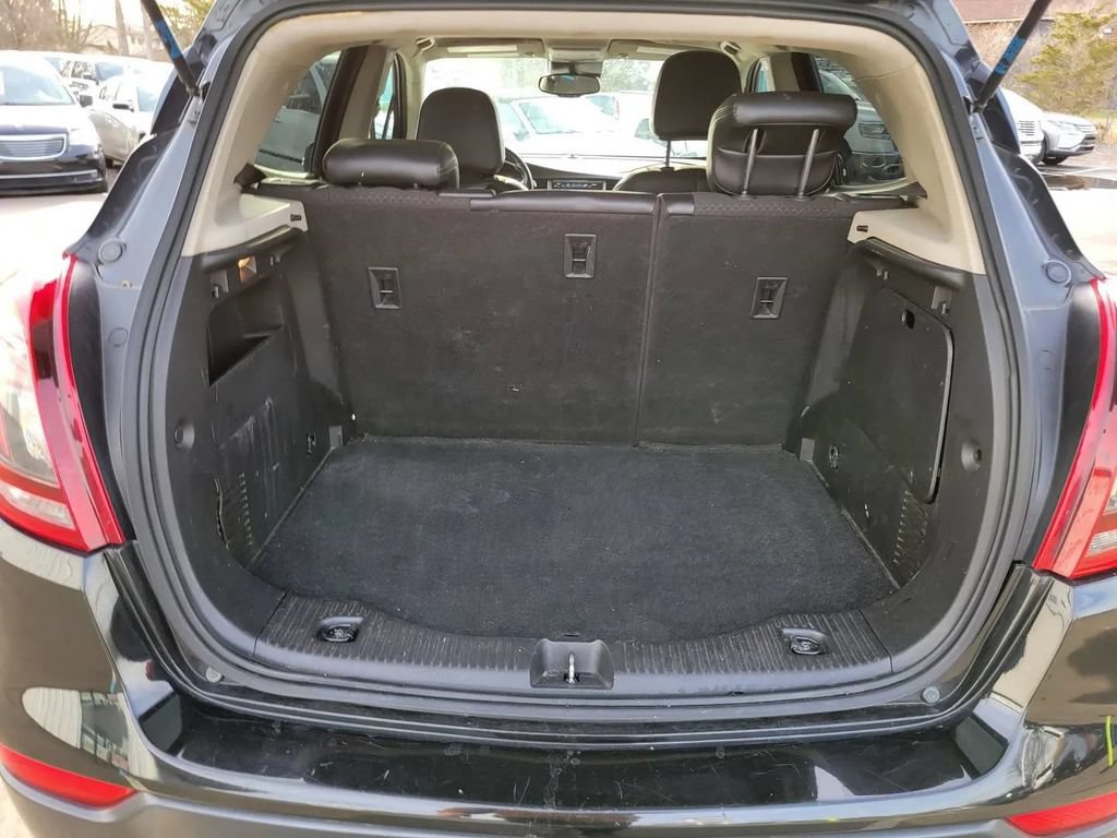 Used 2018 Buick Encore Preferred AWD/4WD image 12