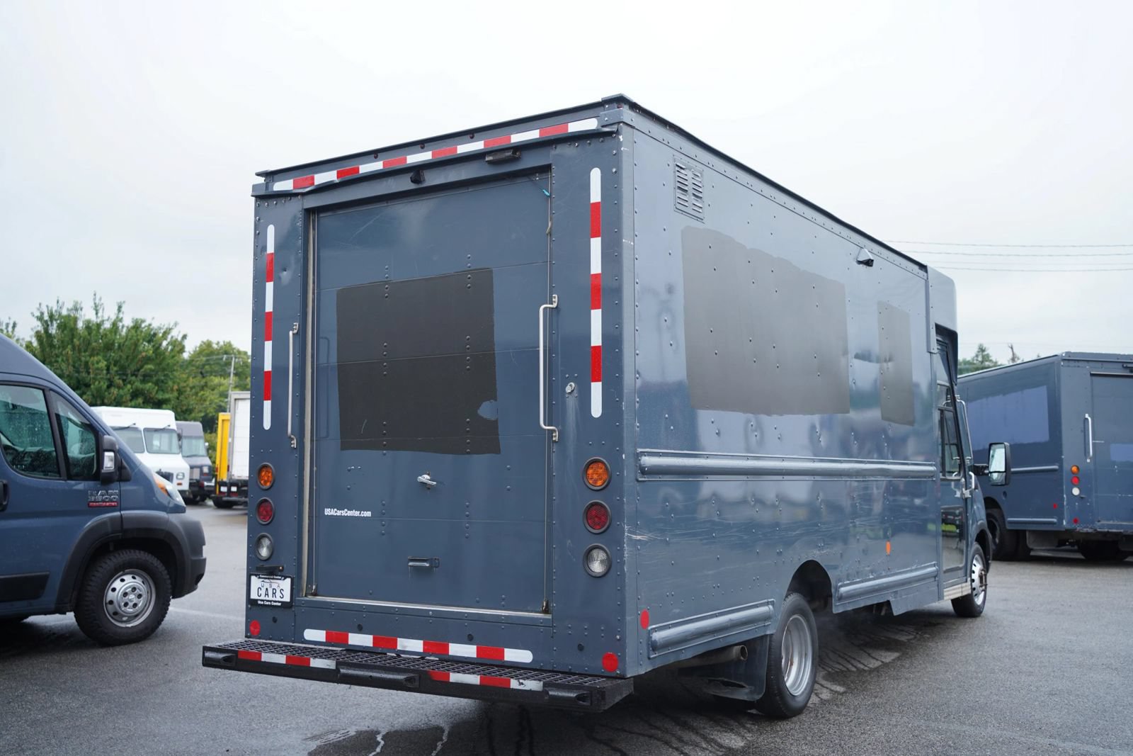Used 2022 Ford Transit 350 DRW RWD image 10