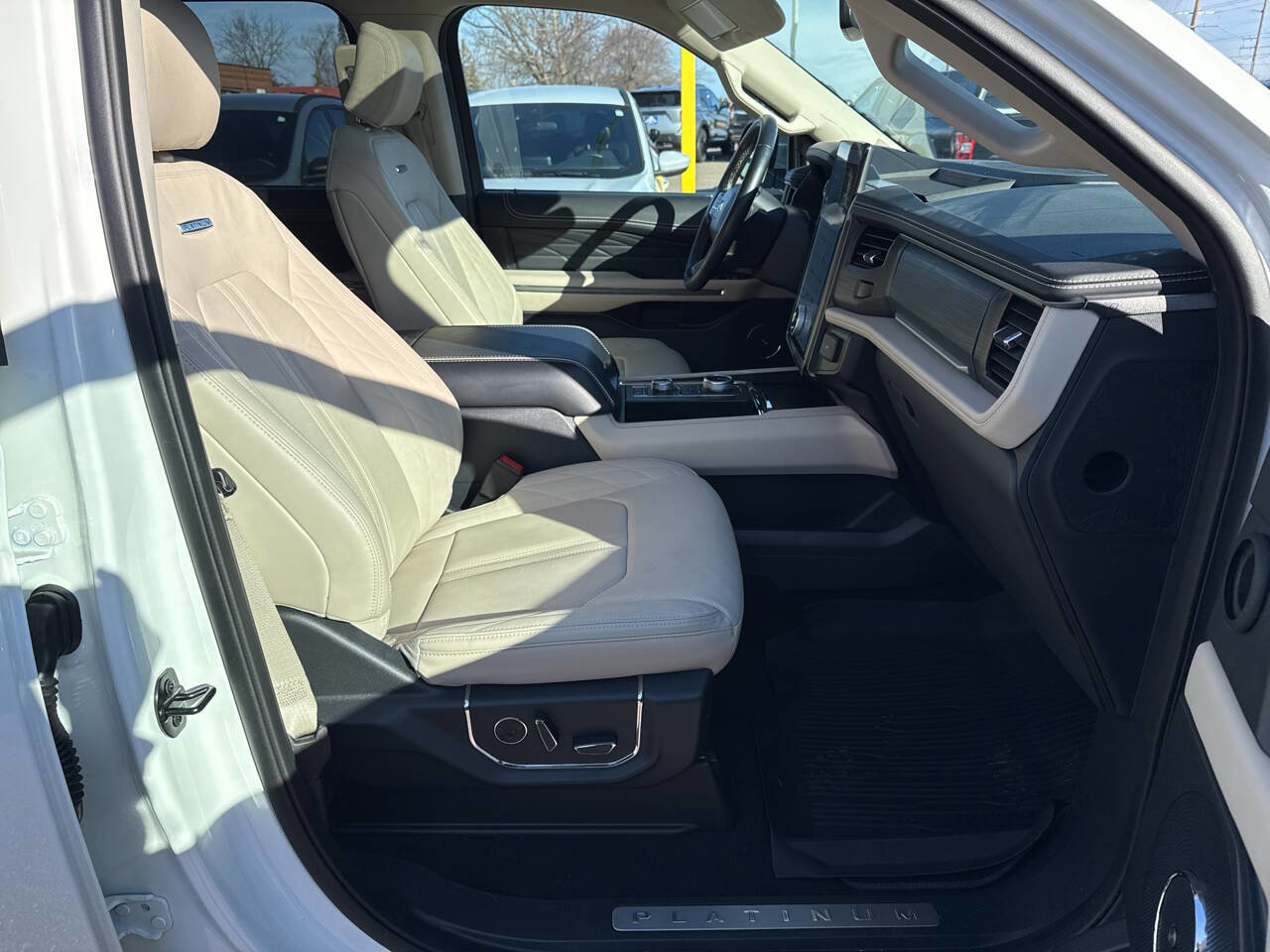 Certified 2024 Ford Expedition Max Platinum AWD/4WD image 10