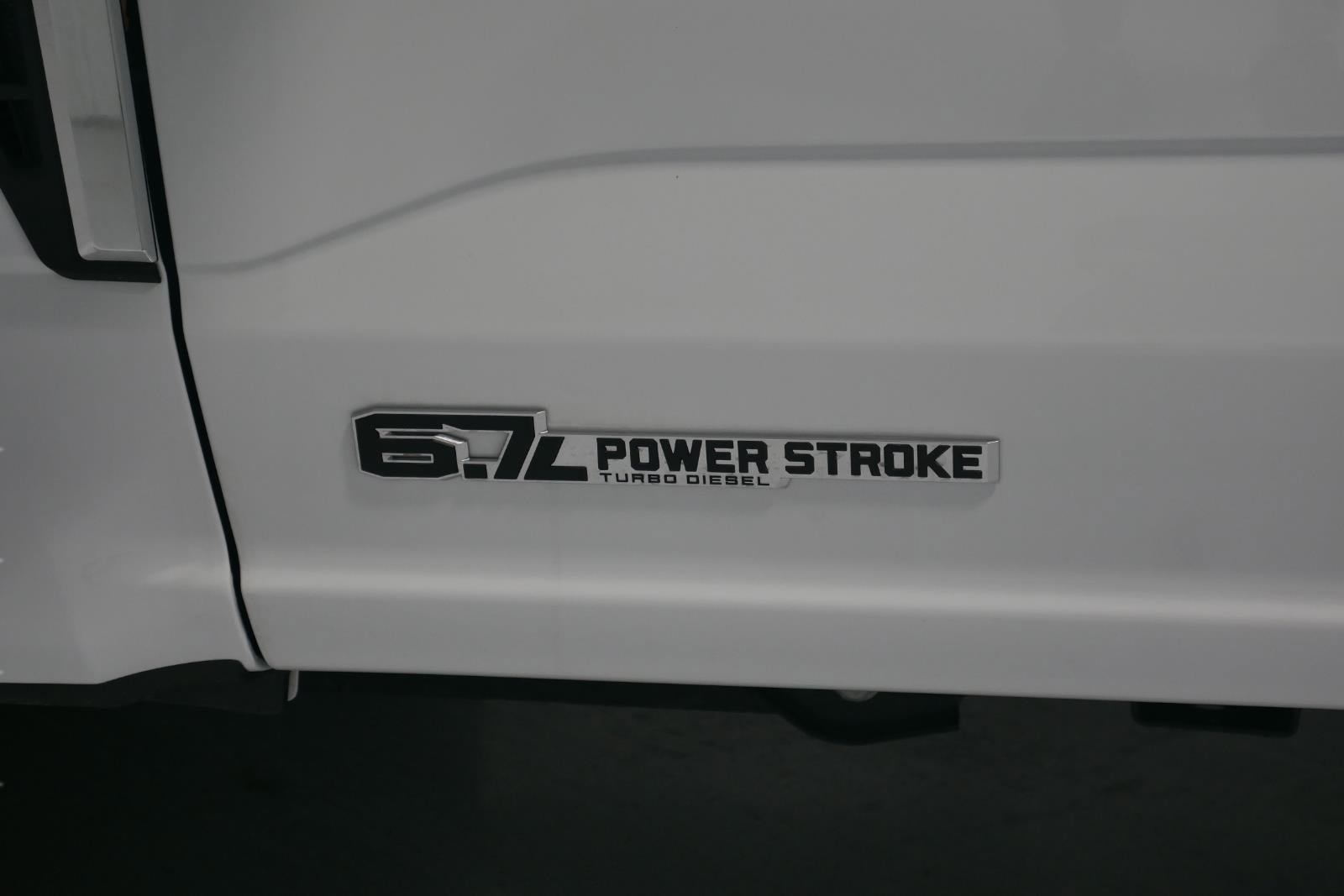 New 2025 Ford F250 XL w/ XL Chrome Package image 67