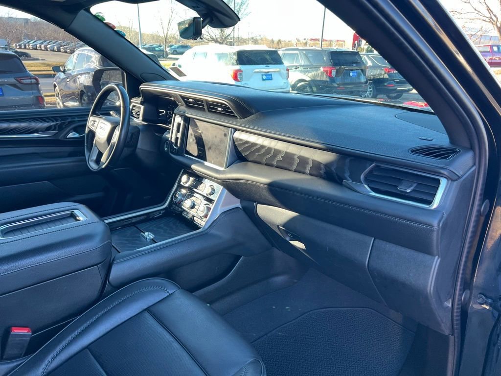Used 2022 GMC Yukon Denali image 30