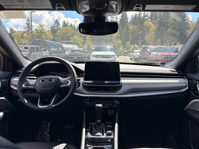 New 2026 Jeep Compass Limited image 10