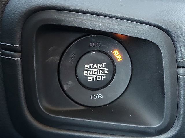 New 2025 Jeep Wrangler Sahara image 17