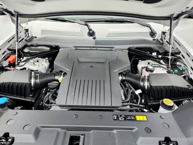 New 2026 Land Rover Defender 110 OCTA AWD/4WD image 32