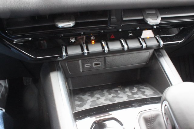 New 2025 GMC Canyon Elevation w/ Convenience Package image 41