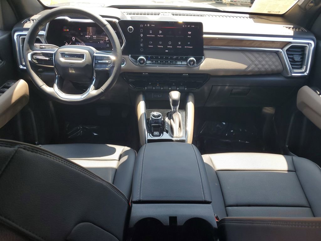 Used 2024 GMC Canyon Denali AWD/4WD image 10