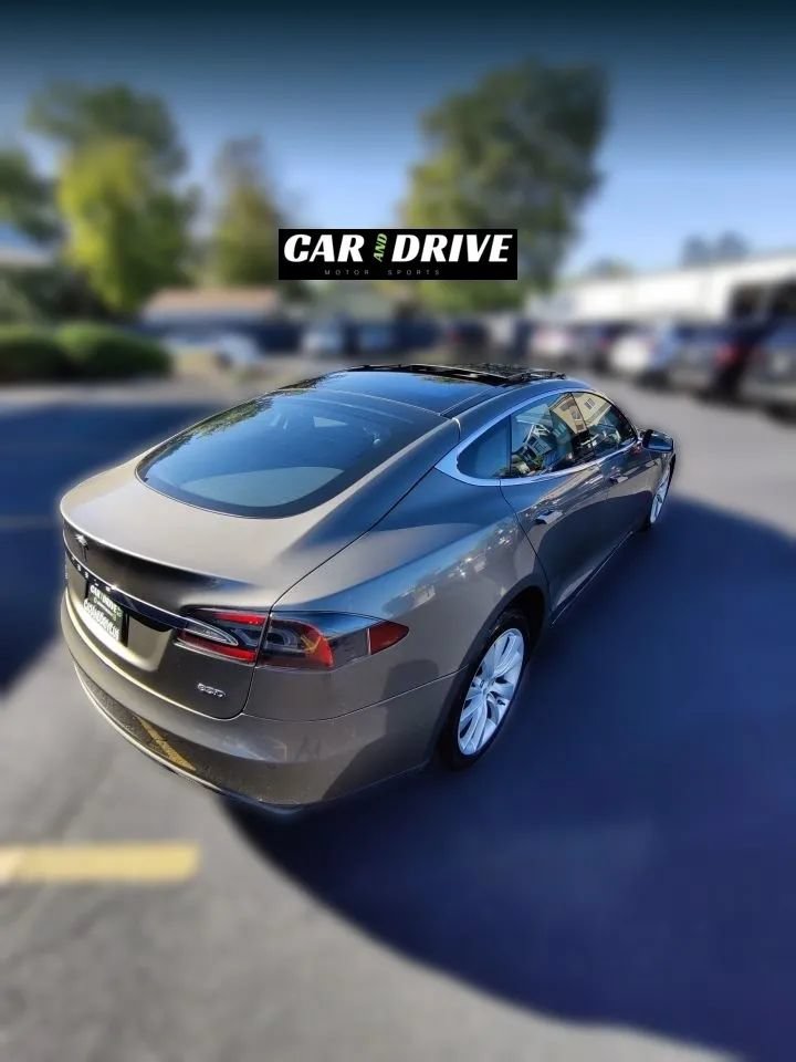 Used 2015 Tesla Model S 85D AWD/4WD image 15