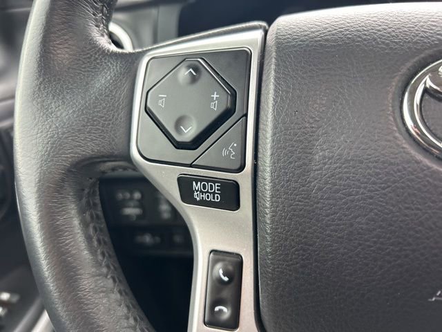 Used 2021 Toyota Tundra Platinum AWD/4WD image 22