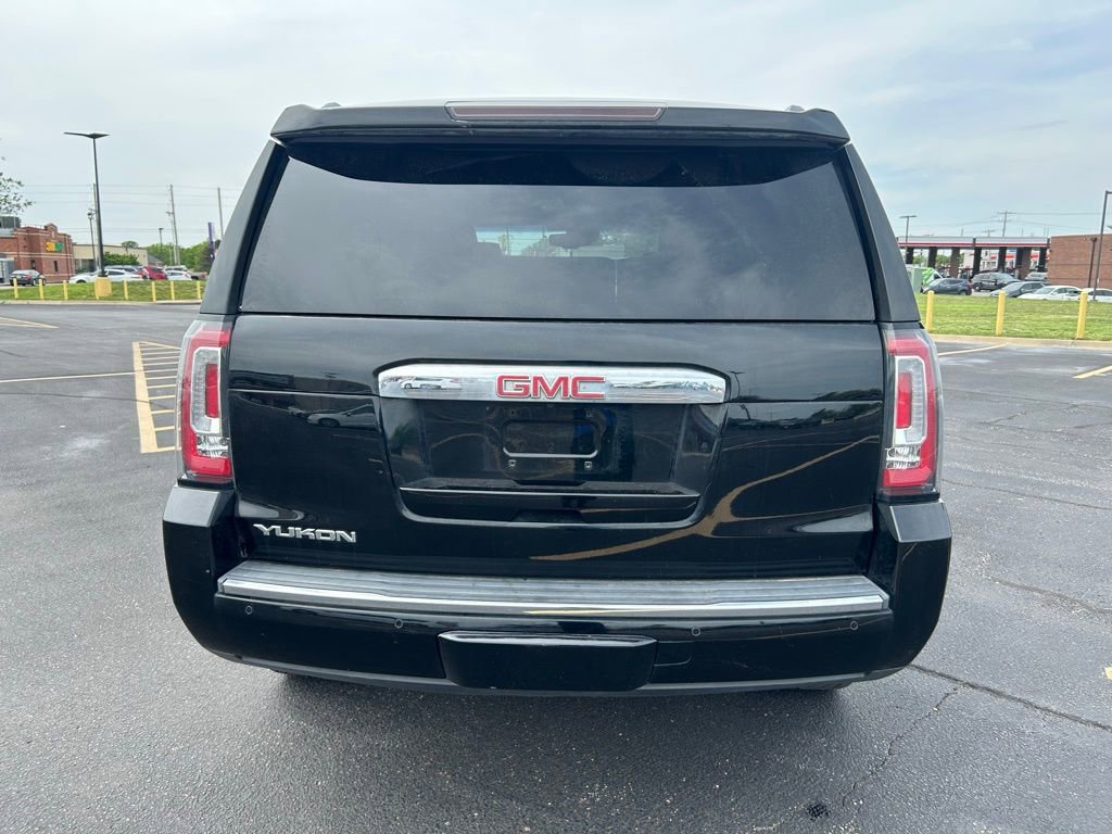 Used 2018 GMC Yukon Denali w/ Open Road Package image 8